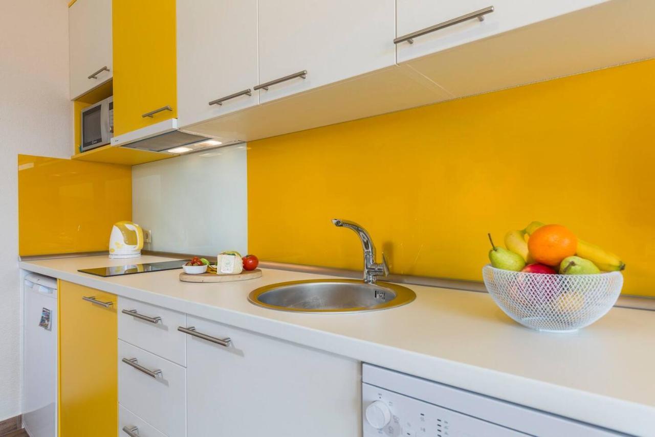 E&T Apartments With A Beautiful Pool ราบัซ ภายนอก รูปภาพ